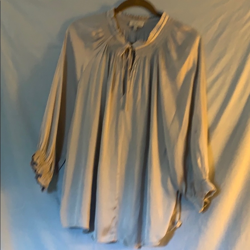 Lucky Brand  size L gray silky poly